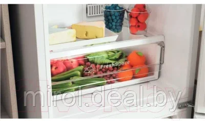 Холодильник с морозильником Indesit ITR 4200 W - фото 8 - id-p220268017