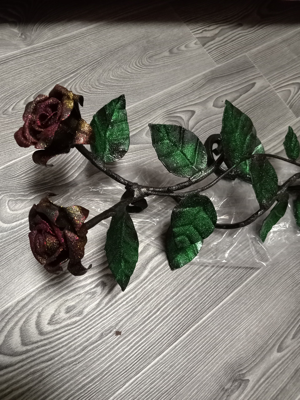 Кованные розы на пвмятник - фото 2 - id-p220278433