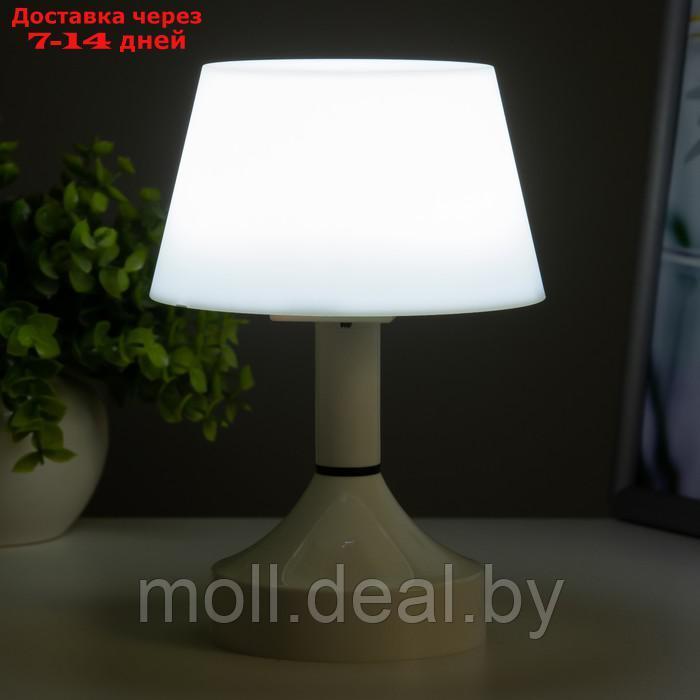 Настольная лампа с ПДУ "Вильям" LED 0.9Вт 4000К USB АКБ белый 11х11х16,2см - фото 4 - id-p218425134