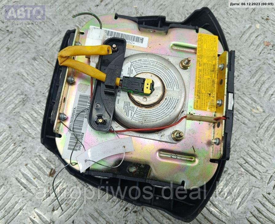 Подушка безопасности (Airbag) водителя Kia Carens - фото 2 - id-p220533726