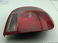 Фонарь задний правый Toyota Yaris (1999-2005)