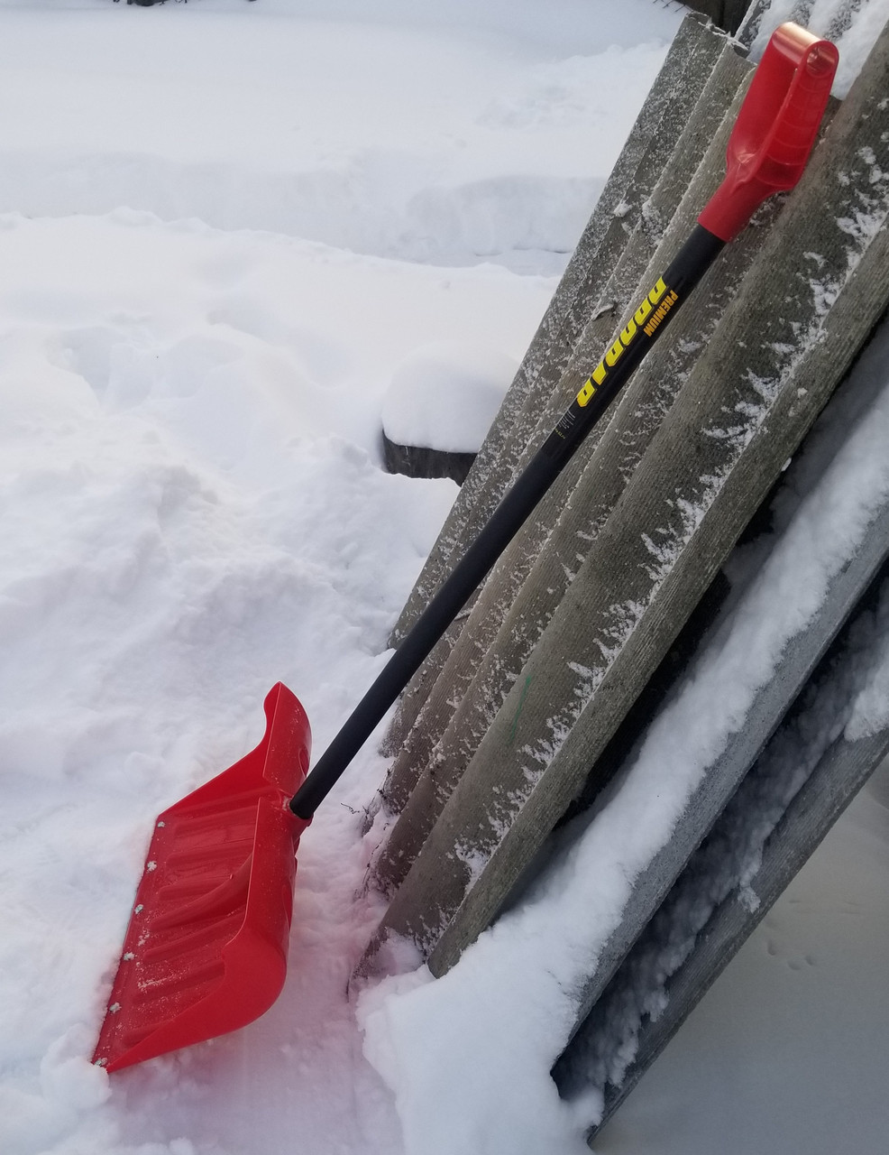 Лопата снеговая "ПРОРАБ" c оцинкованной планкой 1,5 мм с аллюминевым черенком. - фото 3 - id-p195743362