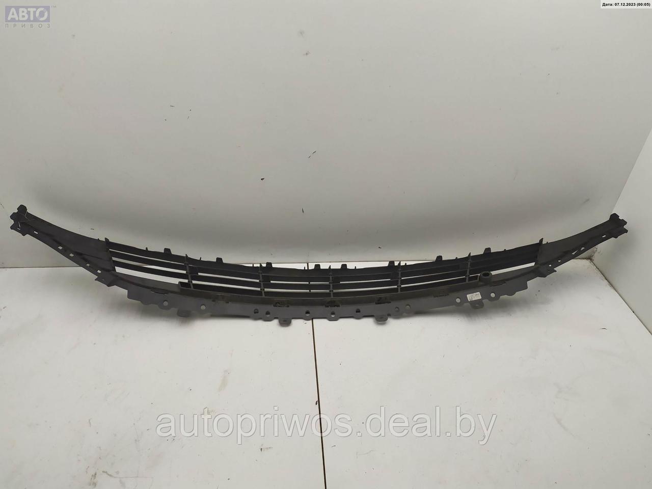Решетка (заглушка) в бампер Opel Astra K - фото 2 - id-p220594065