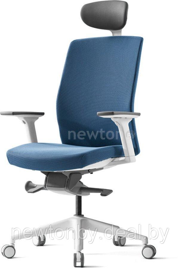 Кресло Bestuhl J2 White Pl с подголовником (голубой) - фото 1 - id-p220601228