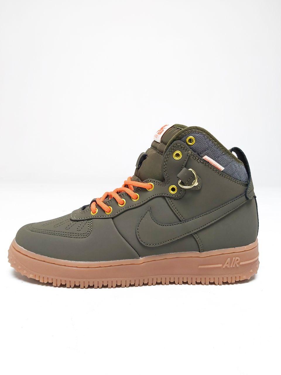 Кроссовки на меху Nike Air Force 1 Duck Boot - фото 1 - id-p220606484