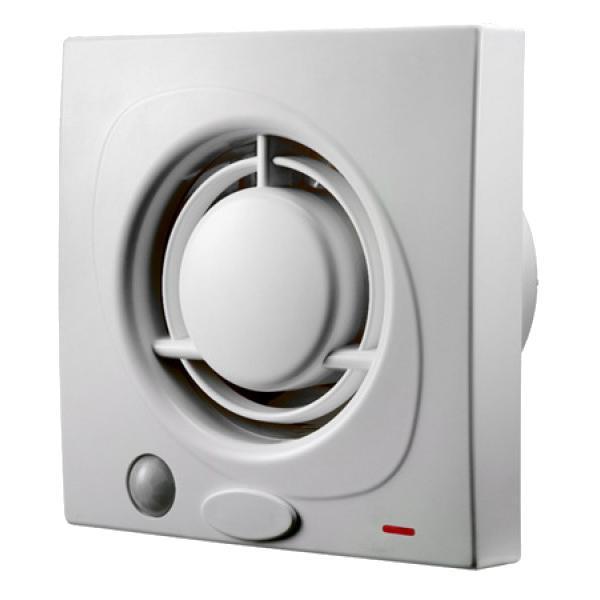 Настенный вытяжной вентилятор Electrolux Move EAFV-100 бесшумный бытовой осевой для кухни ванной - фото 1 - id-p220021672