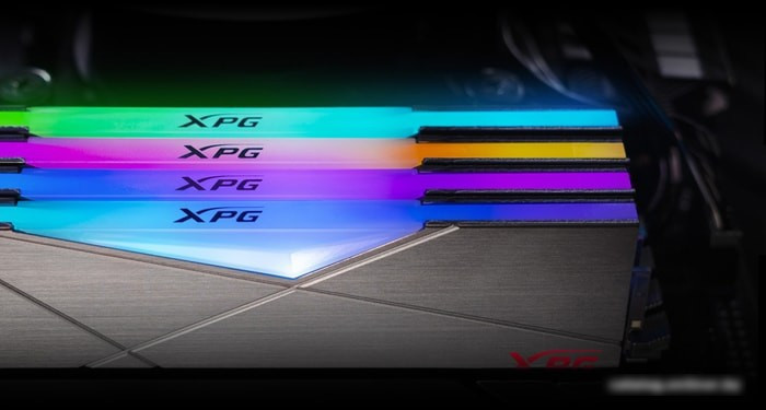 Оперативная память A-Data XPG Spectrix D50 RGB 8ГБ DDR4 3600 МГц AX4U36008G18I-ST50 - фото 4 - id-p220609082
