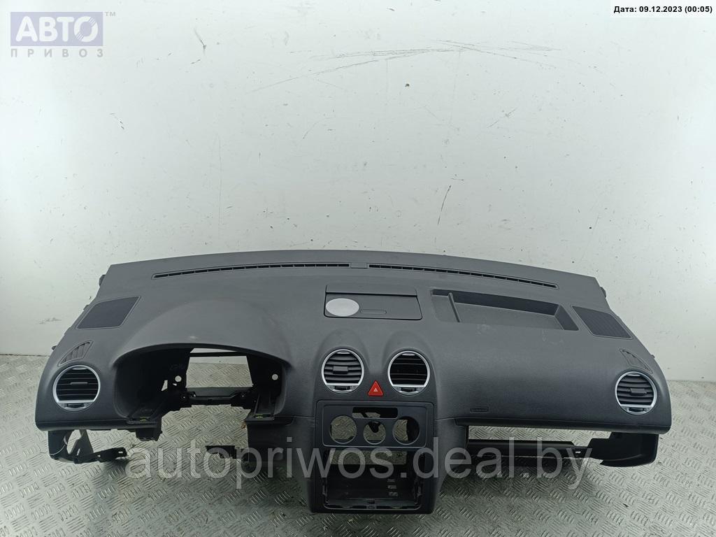 Панель приборная (торпедо) Volkswagen Caddy (2004-2010) - фото 1 - id-p220672553