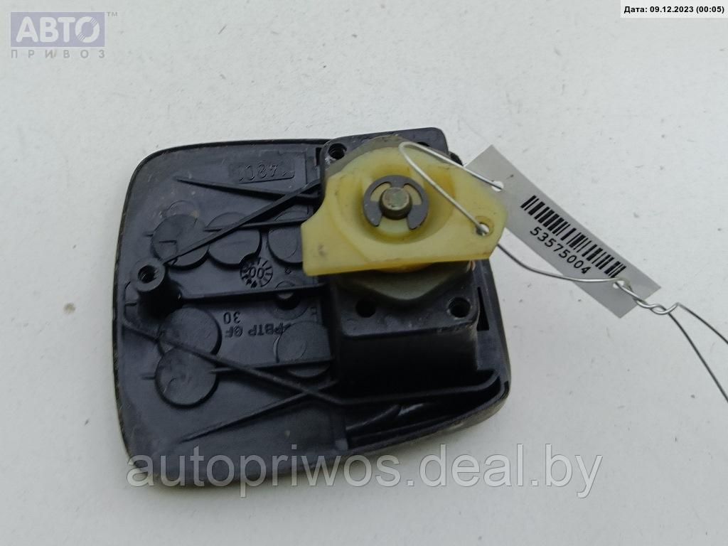 Кнопка открывания багажника Peugeot 306 - фото 2 - id-p220673315