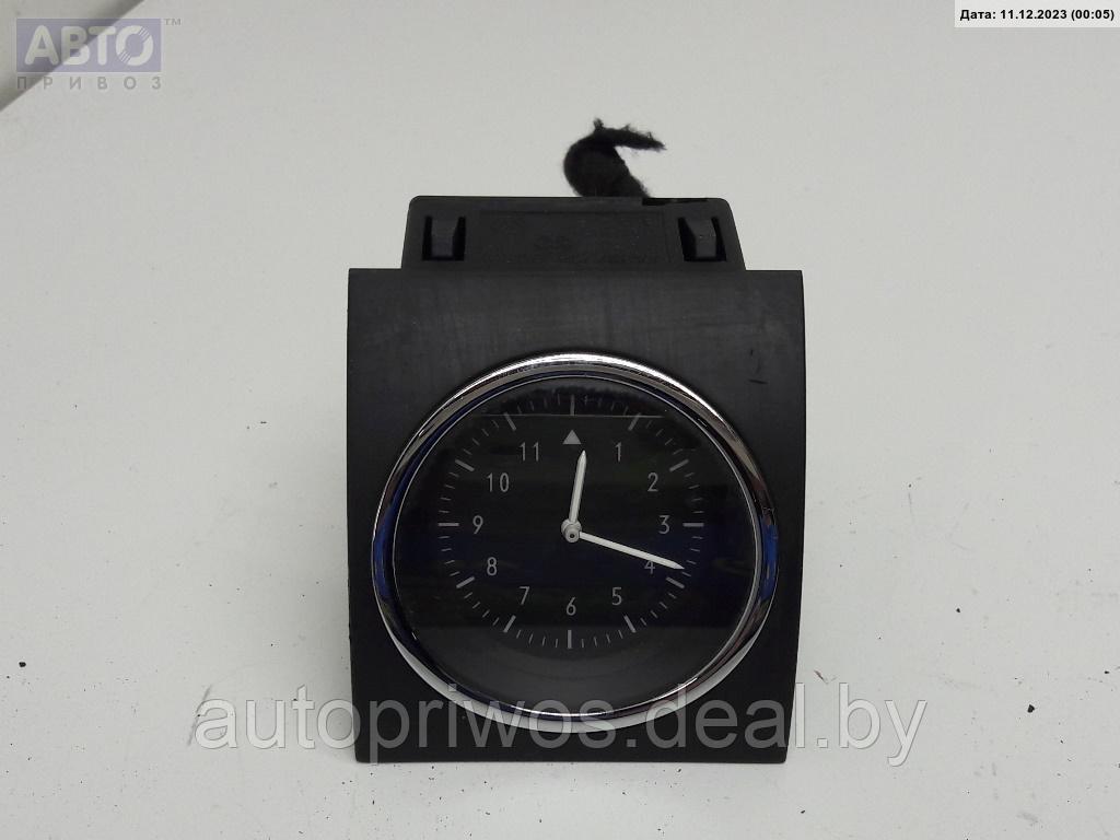 Часы Volkswagen Phaeton - фото 1 - id-p209651589