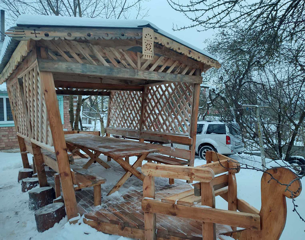 Беседка в форме ладьи или ковчега