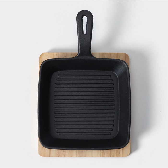Сковорода чугунная «Квадрат. Гриль», 19×3 см, на деревянной подставке - фото 3 - id-p220756254