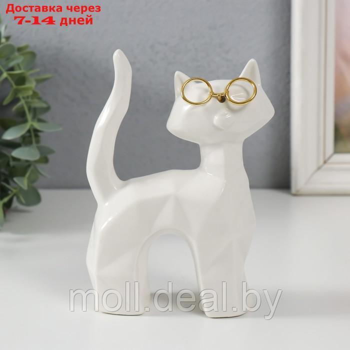 Сувенир керамика "Белый кот в очках, хвост трубой" грани 10,8х4,6х14,7 см - фото 1 - id-p220739704