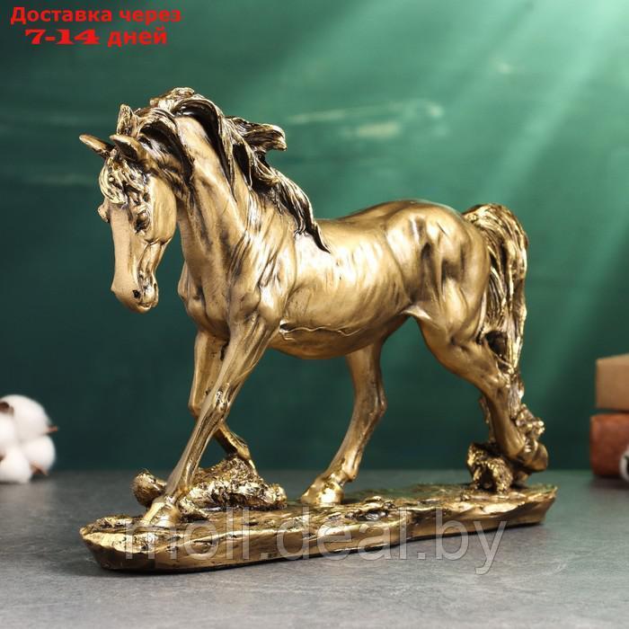 Фигура "Лошадь на камне" 23х33х8см, бронза