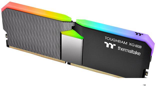 Оперативная память Thermaltake ToughRam XG RGB 2x8ГБ DDR4 4600 МГц R016D408GX2-4600C19A - фото 9 - id-p220711412