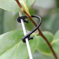 Фиксированные зажимы, крючки двухсторонние пластиковые для подвязки растений АГРО Мадана Крючок для подвязки