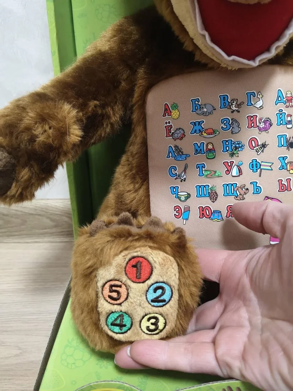 Интерактивная мягкая игрушка "Медведь" из мультика "Маша и Медведь", учим буквы и цифры, 11 функций, арт.G925A - фото 4 - id-p220797177