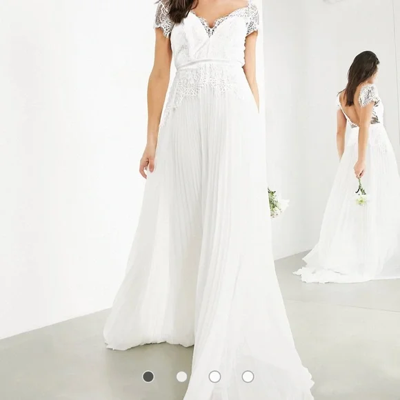 Свадебное платье ASOS Color IVORY Размер EU 36 - фото 2 - id-p220828954