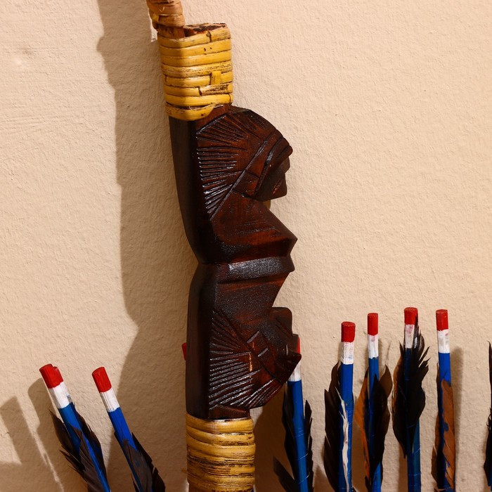 Сувенир Лук со стрелами из бамбука 125х65х3 см - фото 3 - id-p220875327