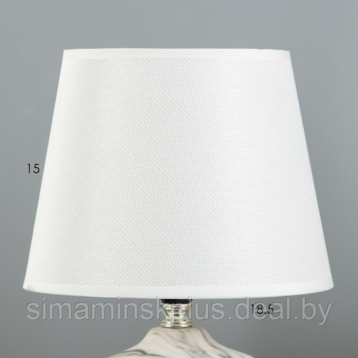 Настольная лампа "Таш" E14 40Вт белый-серый 20х20х32 см. - фото 3 - id-p220884509