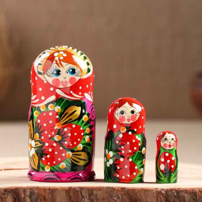 Матрёшка 3-х кукольная "Катя" ягоды, 11см, ручная роспись. - фото 5 - id-p220886961
