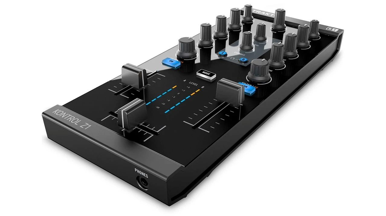 DJ контроллер Native Instruments Traktor Kontrol Z1 - фото 2 - id-p220947085