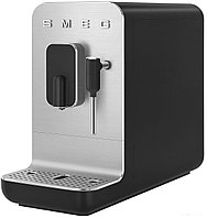 Эспрессо кофемашина Smeg BCC02BLMEU