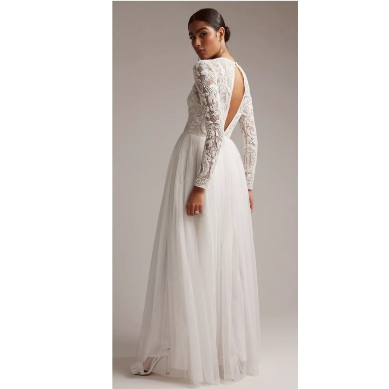 Свадебное платье ASOS DESIGN Elizabeth Color IVORY Размер EU 48 - фото 1 - id-p220972083