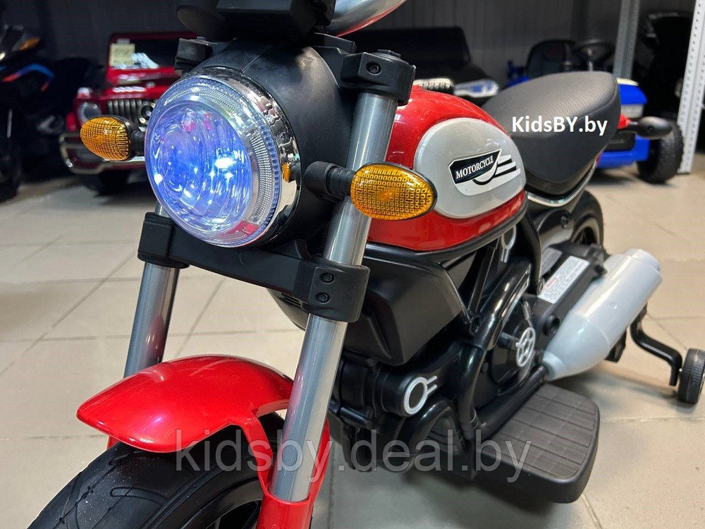Детский электромотоцикл RiverToys Z111ZZ (красный) - фото 2 - id-p214394871