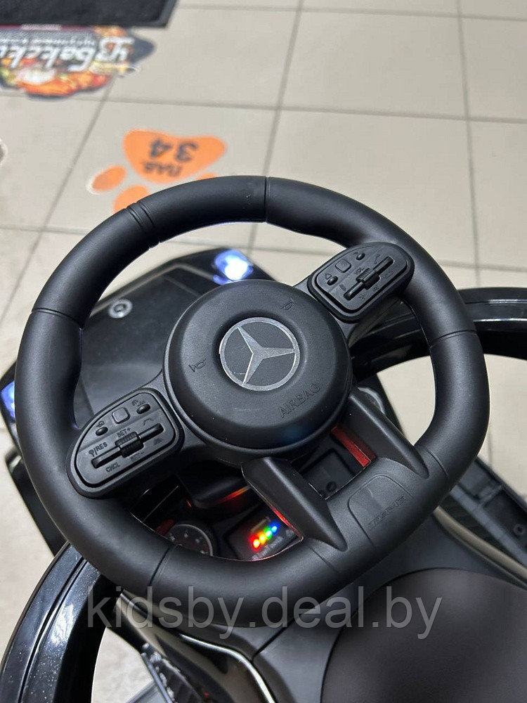 Детский толокар RiverToys Mercedes-Benz GL63 Z001ZZ-A (черный бриллиант) 3 в 1 электромобиль, трансформируется - фото 2 - id-p220623064