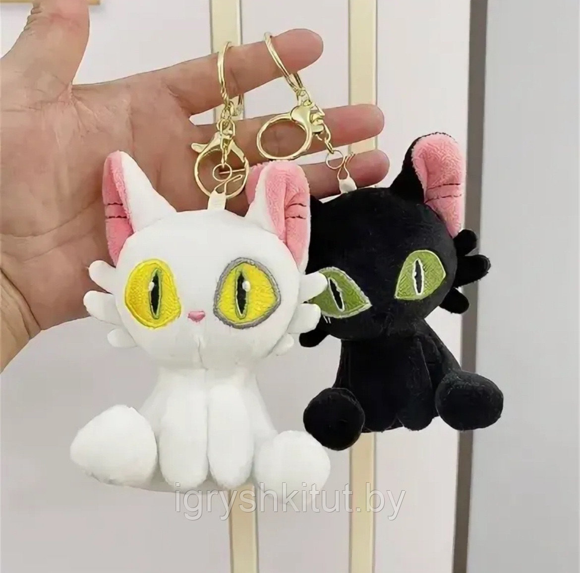 Мягкая игрушка брелок Котик, кот, кошка из аниме, разные цвета