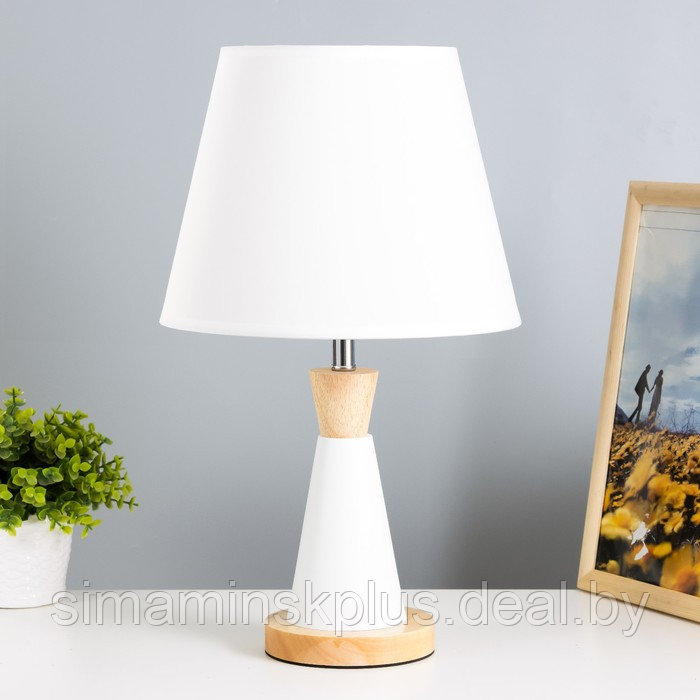 Настольная лампа "Омбр" E27 40Вт белый 25х25х42 см - фото 1 - id-p221227003
