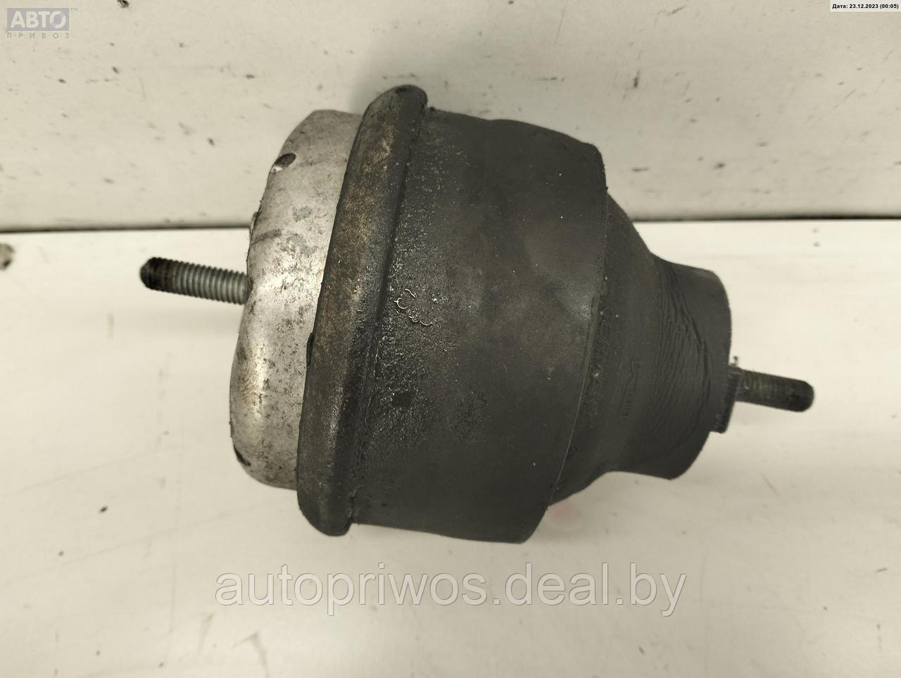 Подушка крепления двигателя Volkswagen Passat B5 - фото 1 - id-p221326603