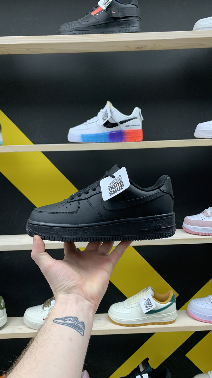 Кроссовки Nike Air Force 1 All Black Low - фото 1 - id-p106147573