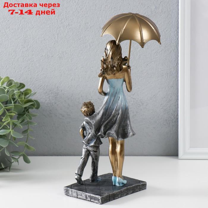 Сувенир полистоун "Мама с сыном на прогулке под зонтом" синий 28х11х8 см - фото 3 - id-p221316977