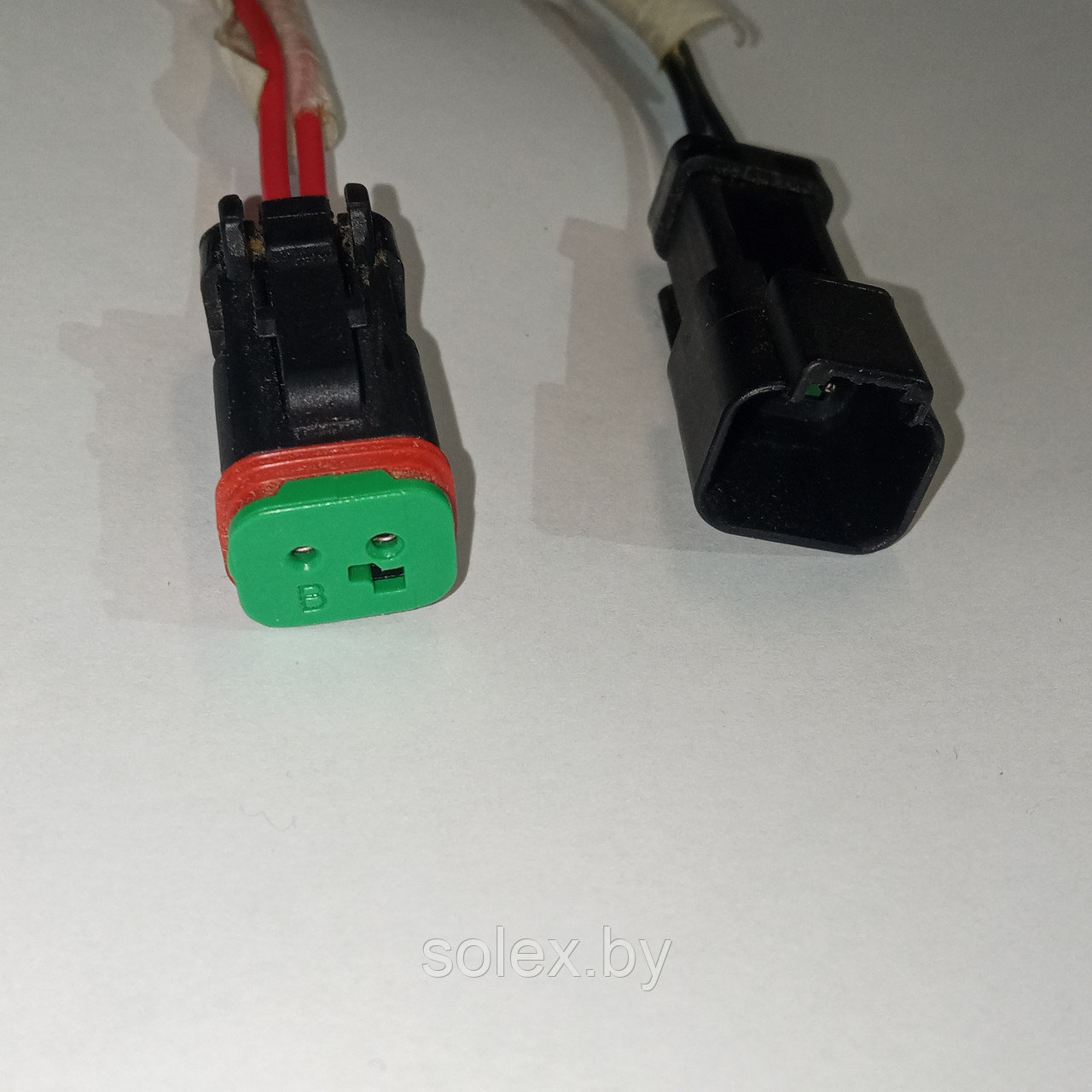 Фишка 2-pin  Volvo/Scania/Caterpillar/JCB