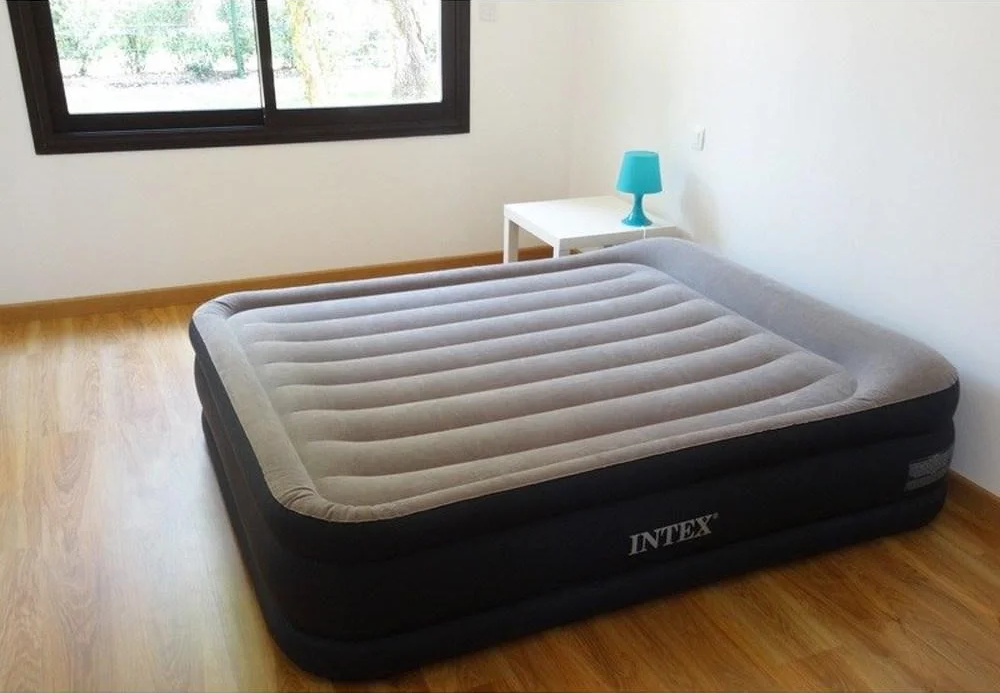 Надувная кровать Intex 152x203x42 Deluxe Pillow Rest Reised Bed, встроенный насос 220V, арт. 64136 - фото 4 - id-p221612747