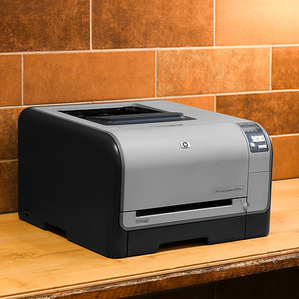 HP Color LaserJet CP1515n, фото 2
