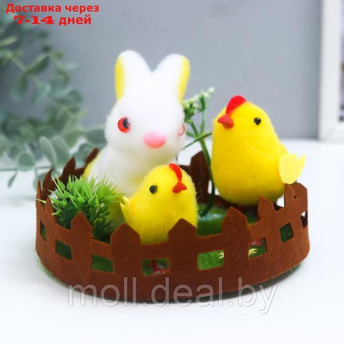 Сувенир пасхальный "Кролик и два цыплёнка на лужайке с цветами" 14х14х10,5 см - фото 1 - id-p221604385