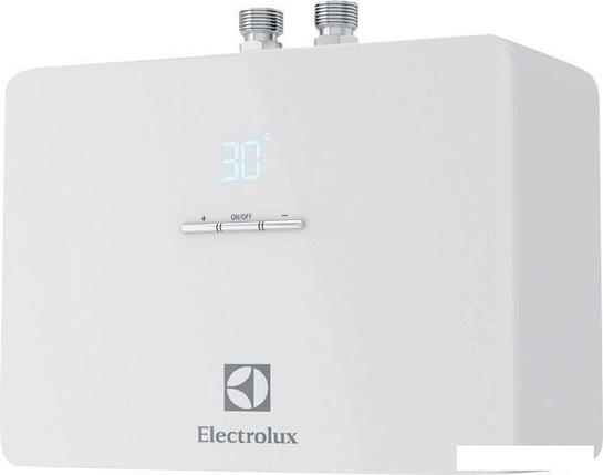 Водонагреватель Electrolux NPX 4 Aquatronic Digital, фото 2