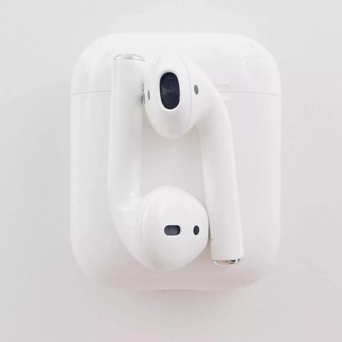 Apple AirPods2 with Wireless Charging Case (Восстановленный) - фото 3 - id-p221526871