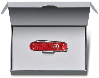 Складной нож Victorinox Classic Precious Alox, функций: 5, 58мм, красный , коробка подарочная [0.6221.401g] - фото 5 - id-p220957115