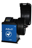 Стенд балансировочный колес до 65кг, 10-24" для литых дисков, автоввод 2 параметров AE&T B-820