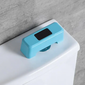 Кнопка - смыватель для бачка унитаза бесконтактная Toilet Sensor Flush (5 переходников-головок, USB зарядка) - фото 1 - id-p221889336