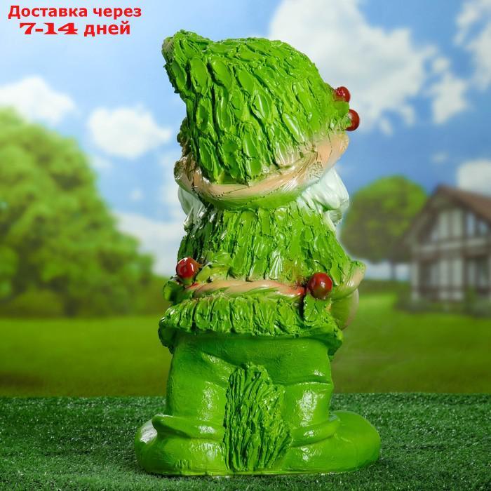 Садовая фигура "Гном с желудями" зеленый 45х26см - фото 3 - id-p221890881