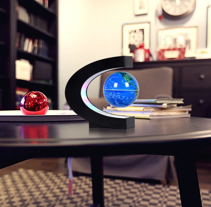 Магнитный левитирующий глобус с подсветкой Globe floating in midair / Светильник - ночник с RGB подсветкой - фото 1 - id-p222069776