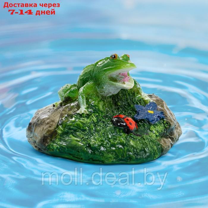 Садовая фигура "Лягушка на камне" 11х10х7см - фото 1 - id-p222168880