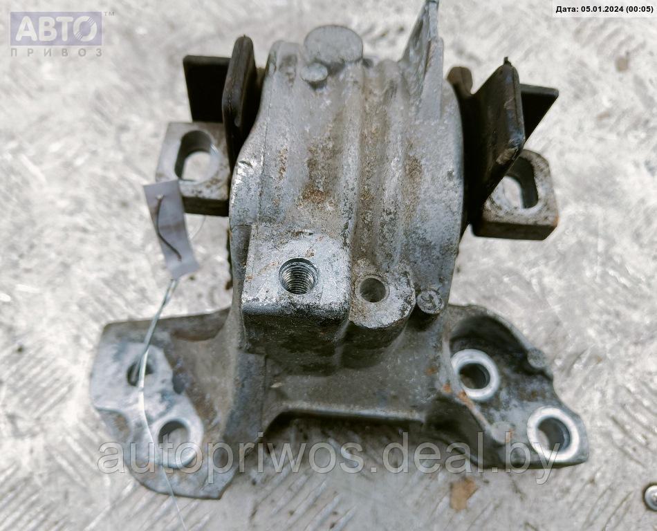 Подушка крепления двигателя Peugeot 407 - фото 1 - id-p222234428