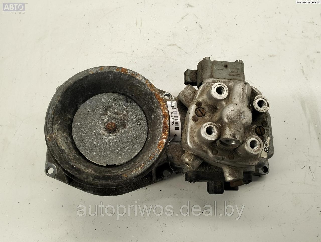Распределитель впрыска (инжектор) Volkswagen Passat B2 - фото 1 - id-p221935291