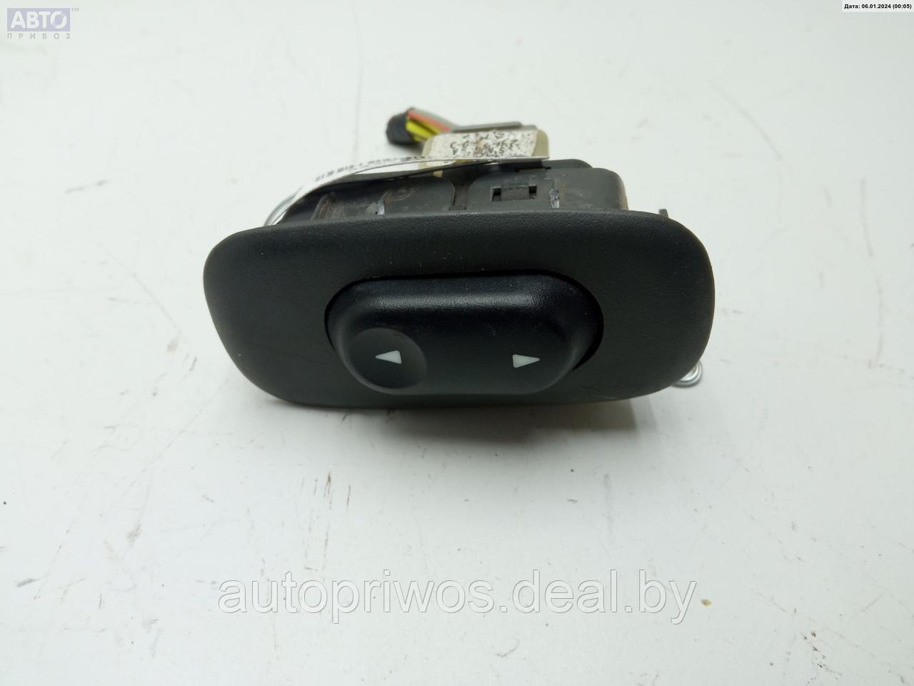 Кнопка стеклоподъемника заднего правого Mazda Tribute - фото 1 - id-p222272359